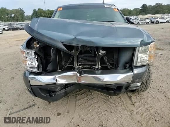 ✅ 2007 Chevrolet Silverado 1500 1LT • VIN: 2GCEK13M271733668 • Lot: 86884205. Listed on Copart with 272,200 mi. Free auction sales archive from the USA and detailed vehicle history report at DreamBid. Image 13.