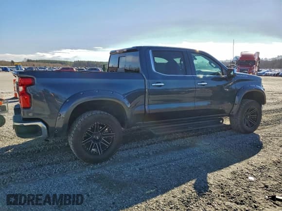 ✅ 2020 Chevrolet Silverado 1500 LTZ • VIN: 3GCUYGET4LG420916 • Lot: 96723605. Wystawiony na Copart z przebiegiem 72 517 mil. Bezpłatny archiwum sprzedaży aukcyjnych z USA i szczegółowy raport historii pojazdu na DreamBid. Zdjęcie 3.