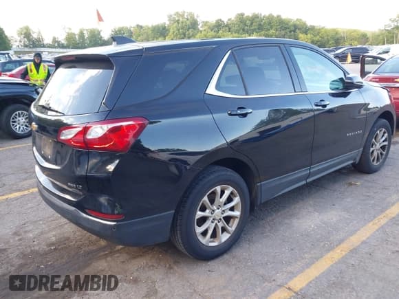 ✅ 2019 Chevrolet Equinox LT • VIN: 2GNAXTEV5K6258120 • Лот: 43096375. Опубликован ранее на IAAI с пробегом 140 956 миль. Бесплатный доступ к архиву аукционных продаж из США и подробный отчёт об истории автомобиля на DreamBid. Изображение 4.