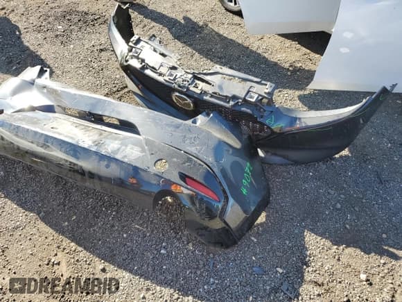 ✅ 2019 Mazda 3 Premium • VIN: JM1BPBNM4K1125558 • Лот: 70306565. Опубликован ранее на Copart с пробегом 48 060 миль. Бесплатный доступ к архиву аукционных продаж из США и подробный отчёт об истории автомобиля на DreamBid. Изображение 12.