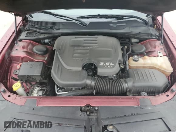 ✅ 2019 Dodge Challenger SXT • VIN: 2C3CDZAG1KH503721 • Lot: 39161073. Wystawiony na Copart z przebiegiem 101 819 mil. Bezpłatny archiwum sprzedaży aukcyjnych z USA i szczegółowy raport historii pojazdu na DreamBid. Zdjęcie 12.