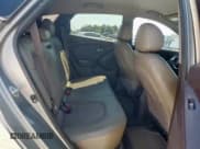 ✅ 2015 Hyundai Tucson SE • VIN: KM8JU3AG1FU074935 • Lot: 70810735. Listed on Copart with 160,530 mi. Free auction sales archive from the USA and detailed vehicle history report at DreamBid. Image 11.