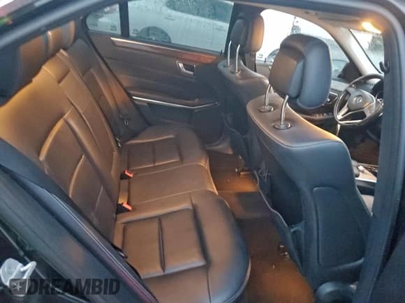 ✅ 2014 Mercedes-Benz E 350 Sport • VIN: WDDHF5KB0EA867600 • Lot: 95605995. Wystawiony na Copart z przebiegiem 202 236 mil. Bezpłatny archiwum sprzedaży aukcyjnych z USA i szczegółowy raport historii pojazdu na DreamBid. Zdjęcie 10.