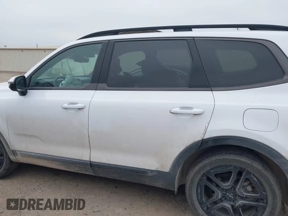 ✅ 2024 Kia Telluride SX Prestige X-Pro • VIN: 5XYP5DGCXRG490882 • Lot: 41634304. Wystawiony na IAAI z przebiegiem 30 476 mil. Bezpłatny archiwum sprzedaży aukcyjnych z USA i szczegółowy raport historii pojazdu na DreamBid. Zdjęcie 15.