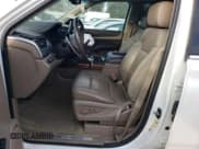 ✅ 2016 Chevrolet Suburban LTZ • VIN: 1GNSKJKC6GR473625 • Лот: 76451953. Опубликован ранее на Copart с пробегом 105 863 миль. Бесплатный доступ к архиву аукционных продаж из США и подробный отчёт об истории автомобиля на DreamBid. Изображение 7.