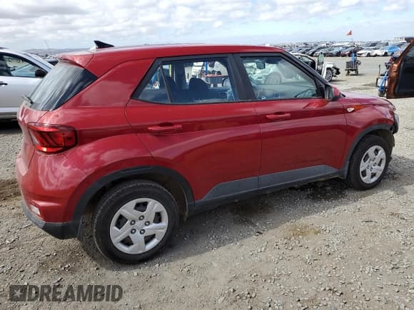 ✅ 2020 Hyundai Venue SE • VIN: KMHRB8A36LU017189 • Lot: 56701375. Listed on Copart with 27,896 mi. Free auction sales archive from the USA and detailed vehicle history report at DreamBid. Image 3.