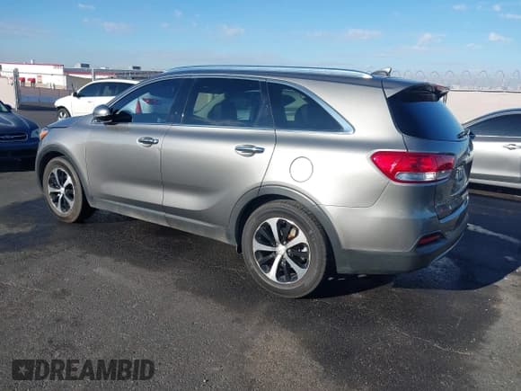 ✅ 2017 Kia Sorento EX • VIN: 5XYPH4A53HG299014 • Лот: 43244588. Опубликован ранее на IAAI с пробегом 141 029 миль. Бесплатный доступ к архиву аукционных продаж из США и подробный отчёт об истории автомобиля на DreamBid. Изображение 3.