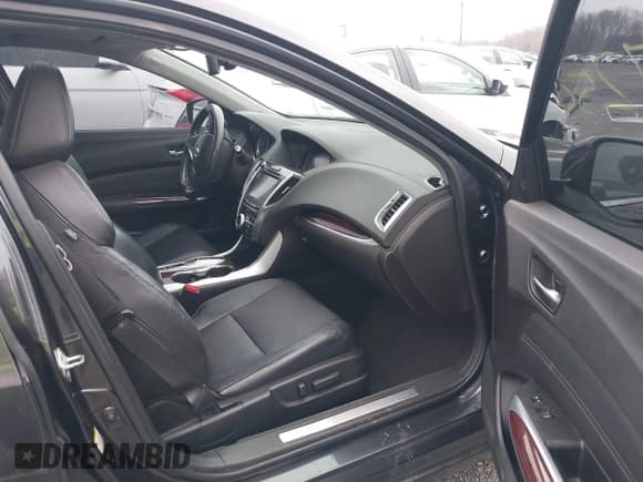 ✅ 2016 Acura TLX Technology • VIN: 19UUB2F54GA002351 • Lot: 43727254. Listed on IAAI with 101,193 mi. Free auction sales archive from the USA and detailed vehicle history report at DreamBid. Image 5.