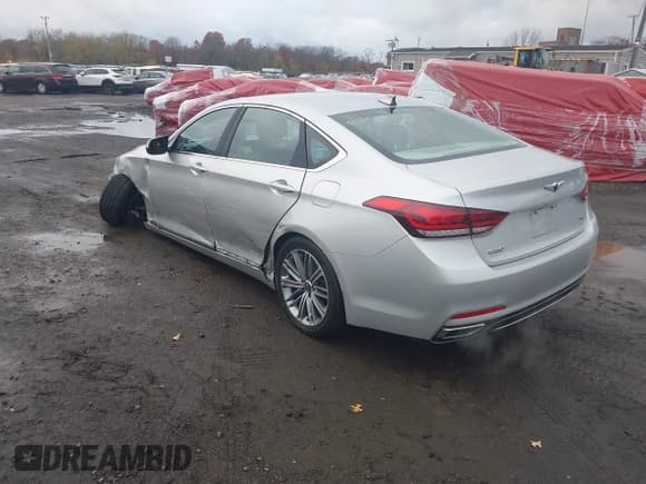 ✅ 2018 Genesis G80 3.8L • VIN: KMHGN4JE1JU237104 • Lot: 43665335. Wystawiony na IAAI z przebiegiem 44 988 mil. Bezpłatny archiwum sprzedaży aukcyjnych z USA i szczegółowy raport historii pojazdu na DreamBid. Zdjęcie 3.