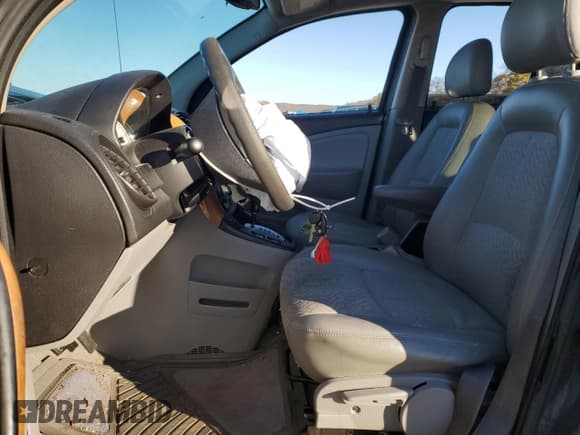 ✅ 2007 Saturn VUE V6 • VIN: 5GZCZ63427S866381 • Lot: 90216445. Wystawiony na Copart z przebiegiem 115 094 mil. Bezpłatny archiwum sprzedaży aukcyjnych z USA i szczegółowy raport historii pojazdu na DreamBid. Zdjęcie 7.