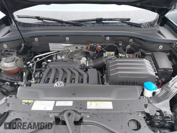 ✅ 2022 Volkswagen Atlas SE • VIN: 1V2WE2CA3NC203707 • Lot: 41720912. Wystawiony na IAAI z przebiegiem 50 572 mil. Bezpłatny archiwum sprzedaży aukcyjnych z USA i szczegółowy raport historii pojazdu na DreamBid. Zdjęcie 10.