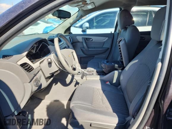 ✅ 2017 Chevrolet Traverse LS • VIN: 1GNKVFED5HJ144133 • Lot: 86885355. Wystawiony na Copart z przebiegiem 91 453 mil. Bezpłatny archiwum sprzedaży aukcyjnych z USA i szczegółowy raport historii pojazdu na DreamBid. Zdjęcie 7.