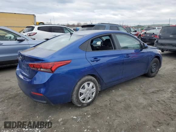 2018 Hyundai Accent SEL z VIN 3KPC24A32JE008150, wystawiony jako Copart lot #73658142 z przebiegiem 62 439 mil mil oraz . Historia ofert i sprzedaży dostępna na DreamBid. Obrazek 3.