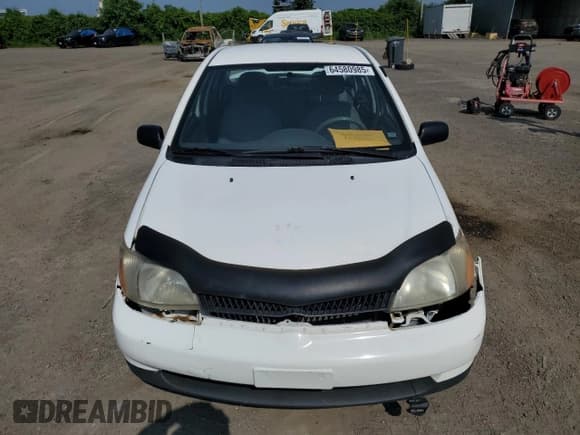 ✅ 2000 Toyota ECHO • VIN: JTDBT1230Y0026624 • Lot: 64580985. Wystawiony na Copart z przebiegiem 114 623 mil. Bezpłatny archiwum sprzedaży aukcyjnych z USA i szczegółowy raport historii pojazdu na DreamBid. Zdjęcie 5.