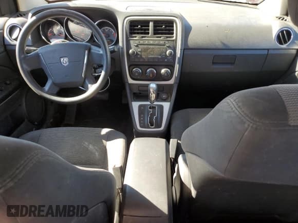 ✅ 2010 Dodge Caliber SXT • VIN: 1B3CB4HA5AD613982 • Лот: 76818044. Опубликован ранее на Copart с пробегом 165 797 миль. Бесплатный доступ к архиву аукционных продаж из США и подробный отчёт об истории автомобиля на DreamBid. Изображение 8.