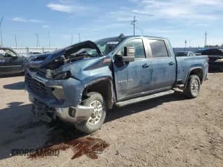 ✅ 2024 Chevrolet Silverado 2500HD LT • VIN: 2GC4YNE71R1262804 • Lot: 86073215. Wystawiony na Copart z przebiegiem 34 039 mil. Bezpłatny archiwum sprzedaży aukcyjnych z USA i szczegółowy raport historii pojazdu na DreamBid. Zdjęcie 1.