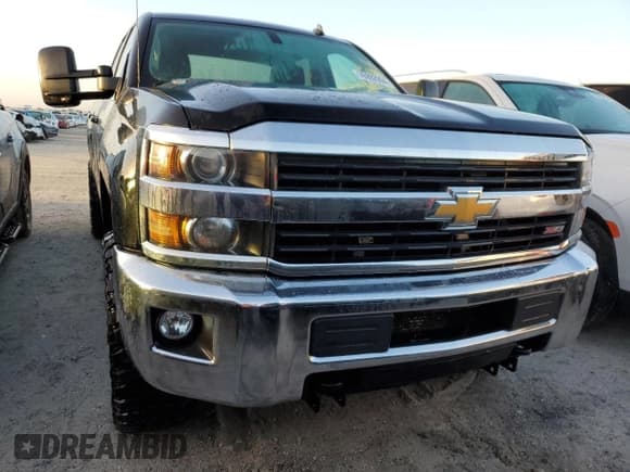 ✅ 2015 Chevrolet Silverado 2500HD LT • VIN: 1GC2KVE84FZ104171 • Лот: 76992994. Опубликован ранее на Copart с пробегом 169 484 миль. Бесплатный доступ к архиву аукционных продаж из США и подробный отчёт об истории автомобиля на DreamBid. Изображение 5.