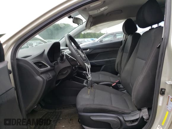 ✅ 2020 Hyundai Accent SE • VIN: 3KPC24A69LE103401 • Лот: 69393314. Опубликован ранее на Copart с пробегом 101 265 миль. Бесплатный доступ к архиву аукционных продаж из США и подробный отчёт об истории автомобиля на DreamBid. Изображение 7.