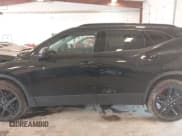 ✅ 2023 Chevrolet Blazer LT • VIN: 3GNKBHR4XPS137822 • Lot: 42581632. Wystawiony na IAAI z przebiegiem 45 183 mil. Bezpłatny archiwum sprzedaży aukcyjnych z USA i szczegółowy raport historii pojazdu na DreamBid. Zdjęcie 14.