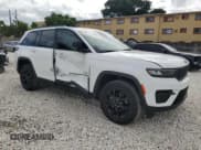 ✅ 2024 Jeep Grand Cherokee Laredo X • VIN: 1C4RJGAGXRC242251 • Lot: 91339945. Listed on Copart with 27,181 mi. Free auction sales archive from the USA and detailed vehicle history report at DreamBid. Image 4.