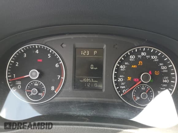 ✅ 2013 Volkswagen Passat S • VIN: 1VWAH7A34DC144702 • Лот: 55586315. Опубликован ранее на Copart с пробегом 112 119 миль. Бесплатный доступ к архиву аукционных продаж из США и подробный отчёт об истории автомобиля на DreamBid. Изображение 9.