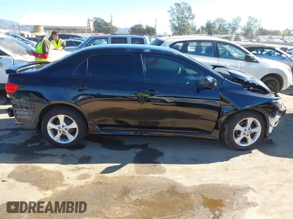 ✅ 2013 Toyota Corolla S Special Edition • VIN: 2T1BU4EE3DC973751 • Lot: 43635627. Wystawiony na IAAI z przebiegiem 108 295 mil. Bezpłatny archiwum sprzedaży aukcyjnych z USA i szczegółowy raport historii pojazdu na DreamBid. Zdjęcie 14.