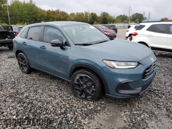 ✅ 2024 Honda HR-V Sport • VIN: 3CZRZ2H55RM756825 • Lot: 85410665. Wystawiony na Copart z przebiegiem 12 291 mil. Bezpłatny archiwum sprzedaży aukcyjnych z USA i szczegółowy raport historii pojazdu na DreamBid. Zdjęcie 4.