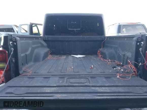 ✅ 2022 Jeep Gladiator Overland • VIN: 1C6HJTFG8NL117621 • Лот: 41285790. Опубликован ранее на IAAI с пробегом 44 230 миль. Бесплатный доступ к архиву аукционных продаж из США и подробный отчёт об истории автомобиля на DreamBid. Изображение 17.