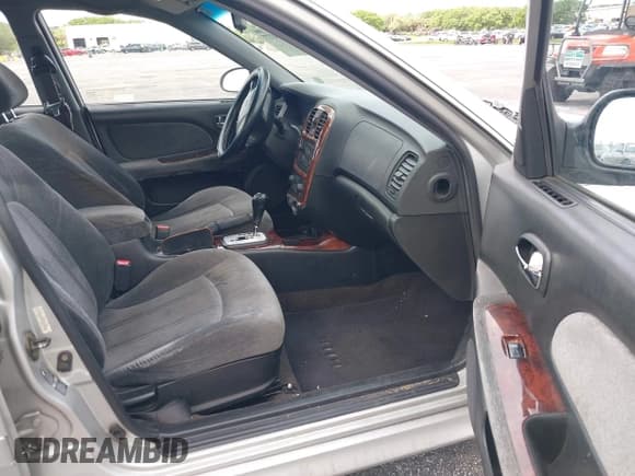 ✅ 2004 Hyundai Sonata GLS • VIN: KMHWF35H04A993889 • Lot: 42454777. Listed on IAAI with 210,343 mi. Free auction sales archive from the USA and detailed vehicle history report at DreamBid. Image 5.