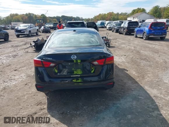 ✅ 2020 Nissan Altima S • VIN: 1N4BL4BV8LC182958 • Лот: 43463013. Опубликован ранее на IAAI с пробегом 72 474 миль. Бесплатный доступ к архиву аукционных продаж из США и подробный отчёт об истории автомобиля на DreamBid. Изображение 16.