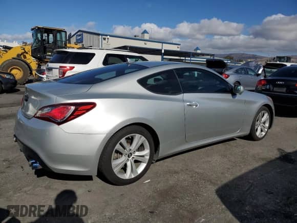 2013 Hyundai Genesis Coupe 2.0T z VIN KMHHT6KD4DU095279, wystawiony jako Copart lot #80265414 z przebiegiem 250 918 mil mil oraz Czysty tytuł • Clean title. Historia ofert i sprzedaży dostępna na DreamBid. Obrazek 3.