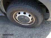 ✅ 2017 Ford Transit • VIN: 1FTYR3XM8HKA15851 • Lot: 42214222. Wystawiony na IAAI z przebiegiem 130 285 mil. Bezpłatny archiwum sprzedaży aukcyjnych z USA i szczegółowy raport historii pojazdu na DreamBid. Zdjęcie 1.