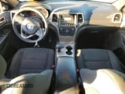 ✅ 2015 Jeep Grand Cherokee Laredo • VIN: 1C4RJEAG6FC185028 • Lot: 91710005. Wystawiony na Copart z przebiegiem 174 899 mil. Bezpłatny archiwum sprzedaży aukcyjnych z USA i szczegółowy raport historii pojazdu na DreamBid. Zdjęcie 8.