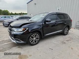 ✅ 2018 Mitsubishi Outlander GT • VIN: JA4JZ4AX5JZ064927 • Лот: 68181995. Опубликован ранее на Copart с пробегом 104 882 миль. Бесплатный доступ к архиву аукционных продаж из США и подробный отчёт об истории автомобиля на DreamBid. Изображение 1.