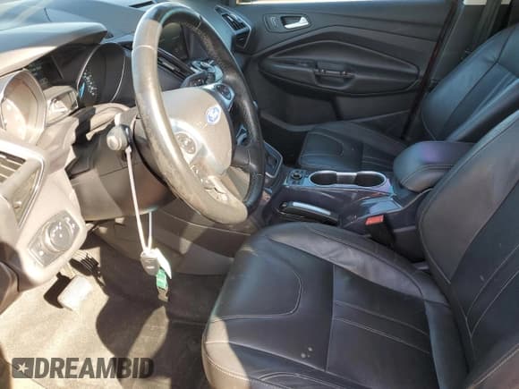 ✅ 2013 Ford Escape Titanium • VIN: 1FMCU0J92DUA34014 • Lot: 57076214. Listed on Copart with 131,176 mi. Free auction sales archive from the USA and detailed vehicle history report at DreamBid. Image 7.