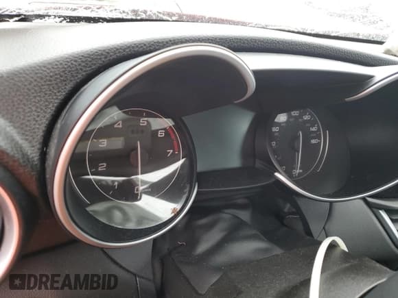 ✅ 2018 Alfa Romeo Giulia • VIN: ZARFAEDN5J7580290 • Lot: 90878345. Listed on Copart with Not provided. Free auction sales archive from the USA and detailed vehicle history report at DreamBid. Image 9.