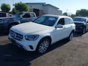 ✅ 2021 Mercedes-Benz GLC 300 • VIN: W1N0G8DBXMV263328 • Лот: 42915230. Опубликован ранее на IAAI с пробегом 51 438 миль. Бесплатный доступ к архиву аукционных продаж из США и подробный отчёт об истории автомобиля на DreamBid. Изображение 2.