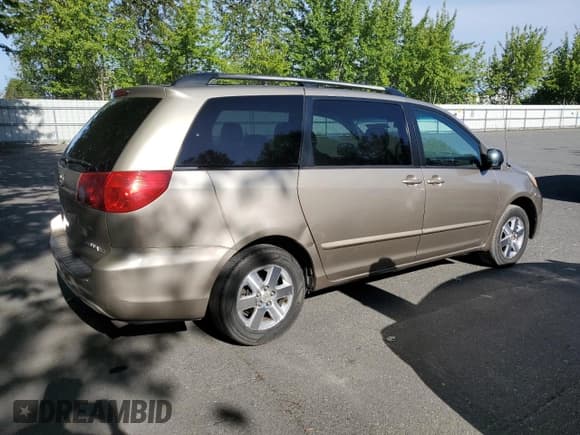 ✅ 2006 Toyota Sienna CE • VIN: 5TDZA23C26S407877 • Лот: 58620525. Опубликован ранее на Copart с пробегом 238 657 миль. Бесплатный доступ к архиву аукционных продаж из США и подробный отчёт об истории автомобиля на DreamBid. Изображение 3.