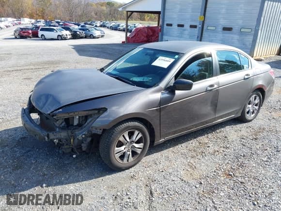 ✅ 2012 Honda Accord LX Premium • VIN: 1HGCP2F40CA232824 • Lot: 43596809. Wystawiony na IAAI z przebiegiem 113 849 mil. Bezpłatny archiwum sprzedaży aukcyjnych z USA i szczegółowy raport historii pojazdu na DreamBid. Zdjęcie 18.