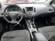 ✅ 2019 Chevrolet Cruze LT • VIN: 3G1BE6SM6KS594417 • Lot: 45664993. Listed on Copart with 83,060 mi. Free auction sales archive from the USA and detailed vehicle history report at DreamBid. Image 8.