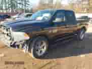 2018 Ram 1500 Tradesman z VIN 1C6RR6FT9JS171232, wystawiony jako IAAI lot #41647005 z przebiegiem 72 896 mil mil oraz . Historia ofert i sprzedaży dostępna na DreamBid. Obrazek 2.