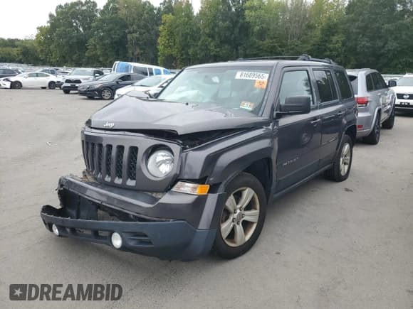 ✅ 2016 Jeep Patriot Latitude • VIN: 1C4NJRFB4GD558646 • Lot: 81689565. Wystawiony na Copart z przebiegiem 113 363 mil. Bezpłatny archiwum sprzedaży aukcyjnych z USA i szczegółowy raport historii pojazdu na DreamBid. Zdjęcie 1.