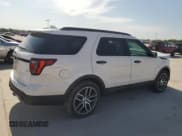 ✅ 2017 Ford Explorer Sport • VIN: 1FM5K8GT6HGE22187 • Lot: 51063595. Wystawiony na Copart z przebiegiem Nie podano. Bezpłatny archiwum sprzedaży aukcyjnych z USA i szczegółowy raport historii pojazdu na DreamBid. Zdjęcie 3.