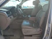 ✅ 2018 Chevrolet Tahoe LT • VIN: 1GNSCBKC7JR239603 • Лот: 86898235. Опубликован ранее на Copart с пробегом 104 322 миль. Бесплатный доступ к архиву аукционных продаж из США и подробный отчёт об истории автомобиля на DreamBid. Изображение 7.