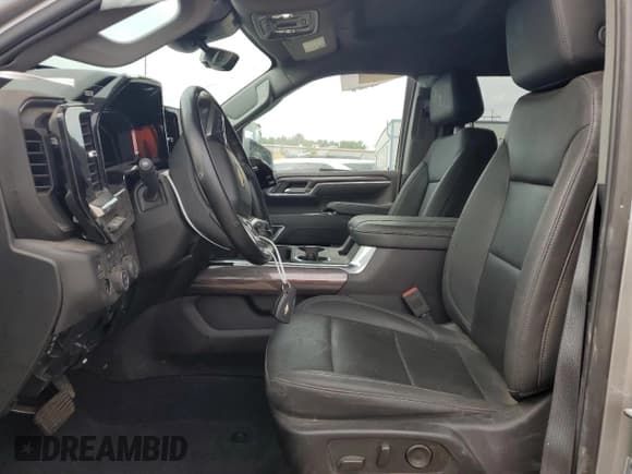 ✅ 2024 Chevrolet Silverado 2500HD LTZ • VIN: 2GC4YPEY9R1156198 • Лот: 71541415. Опубликован ранее на Copart с пробегом 41 933 миль. Бесплатный доступ к архиву аукционных продаж из США и подробный отчёт об истории автомобиля на DreamBid. Изображение 7.