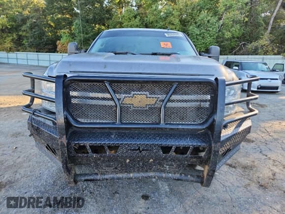 ✅ 2014 Chevrolet Silverado 2500HD LT • VIN: 1GC1KXC87EF148918 • Lot: 86269395. Listed on Copart with 389,188 mi. Free auction sales archive from the USA and detailed vehicle history report at DreamBid. Image 5.