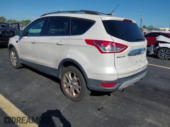 ✅ 2013 Ford Escape SEL • VIN: 1FMCU0HX9DUB06315 • Лот: 43525371. Опубликован ранее на IAAI с пробегом 147 979 миль. Бесплатный доступ к архиву аукционных продаж из США и подробный отчёт об истории автомобиля на DreamBid. Изображение 3.
