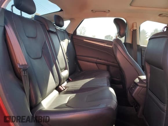 ✅ 2014 Ford Fusion Titanium • VIN: 3FA6P0D90ER233145 • Lot: 86453615. Wystawiony na Copart z przebiegiem 142 335 mil. Bezpłatny archiwum sprzedaży aukcyjnych z USA i szczegółowy raport historii pojazdu na DreamBid. Zdjęcie 10.