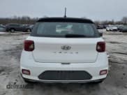 ✅ 2023 Hyundai Venue SEL • VIN: KMHRC8A38PU221723 • Lot: 47937895. Wystawiony na Copart z przebiegiem 33 550 mil. Bezpłatny archiwum sprzedaży aukcyjnych z USA i szczegółowy raport historii pojazdu na DreamBid. Zdjęcie 6.