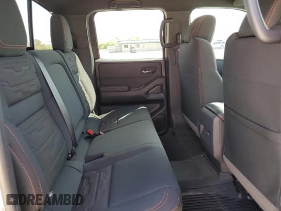 ✅ 2025 Nissan Frontier Pro-4X • VIN: 1N6ED1EKXSN600263 • Лот: 90295315. Опубликован ранее на Copart с пробегом 9 507 миль. Бесплатный доступ к архиву аукционных продаж из США и подробный отчёт об истории автомобиля на DreamBid. Изображение 10.